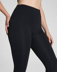SPANXshape™ Booty Boost® Contour 7/8 Leggings | Very Black