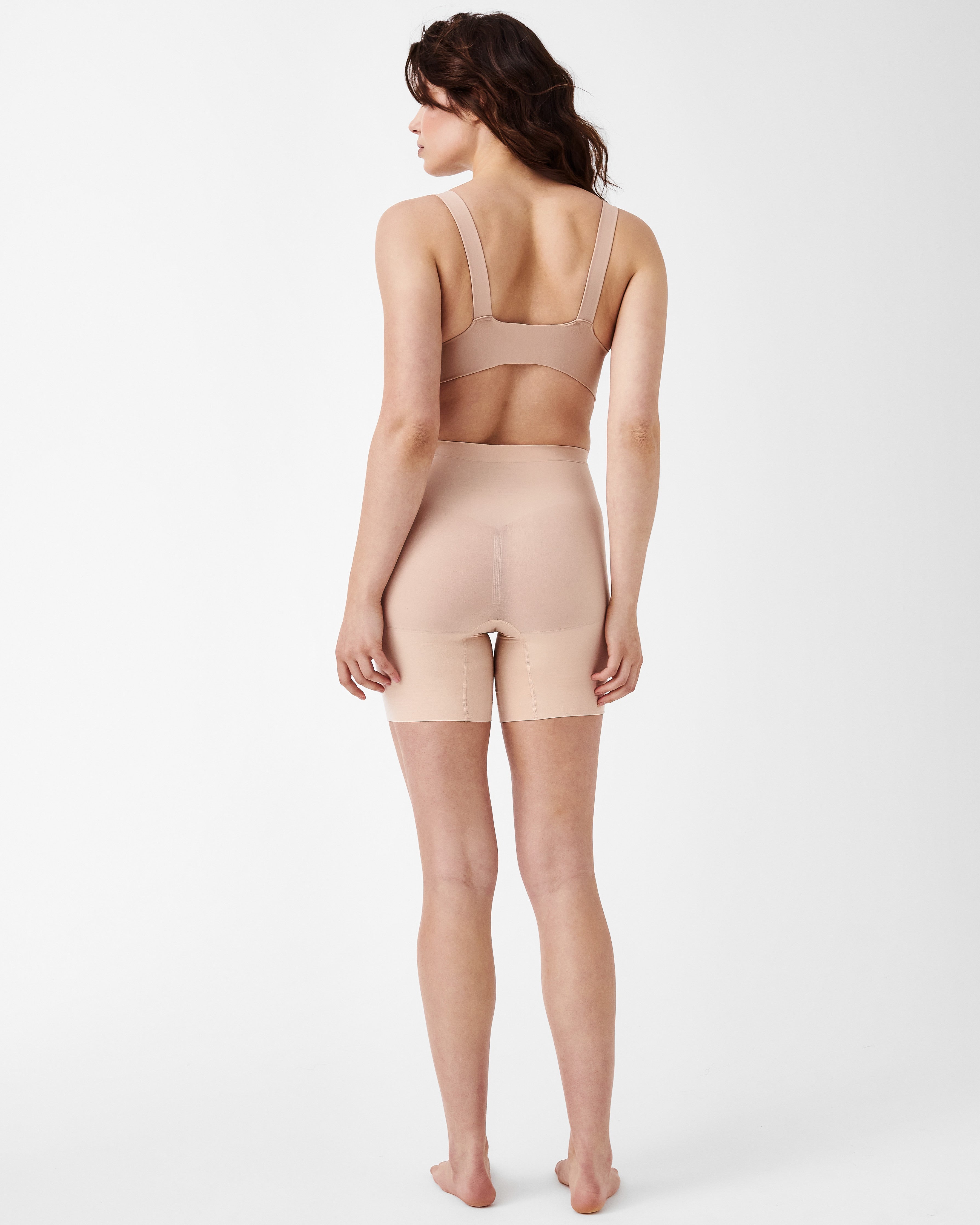 SPANXsculpt™ Seamless Power Mid-Thigh Short | Soft Nude