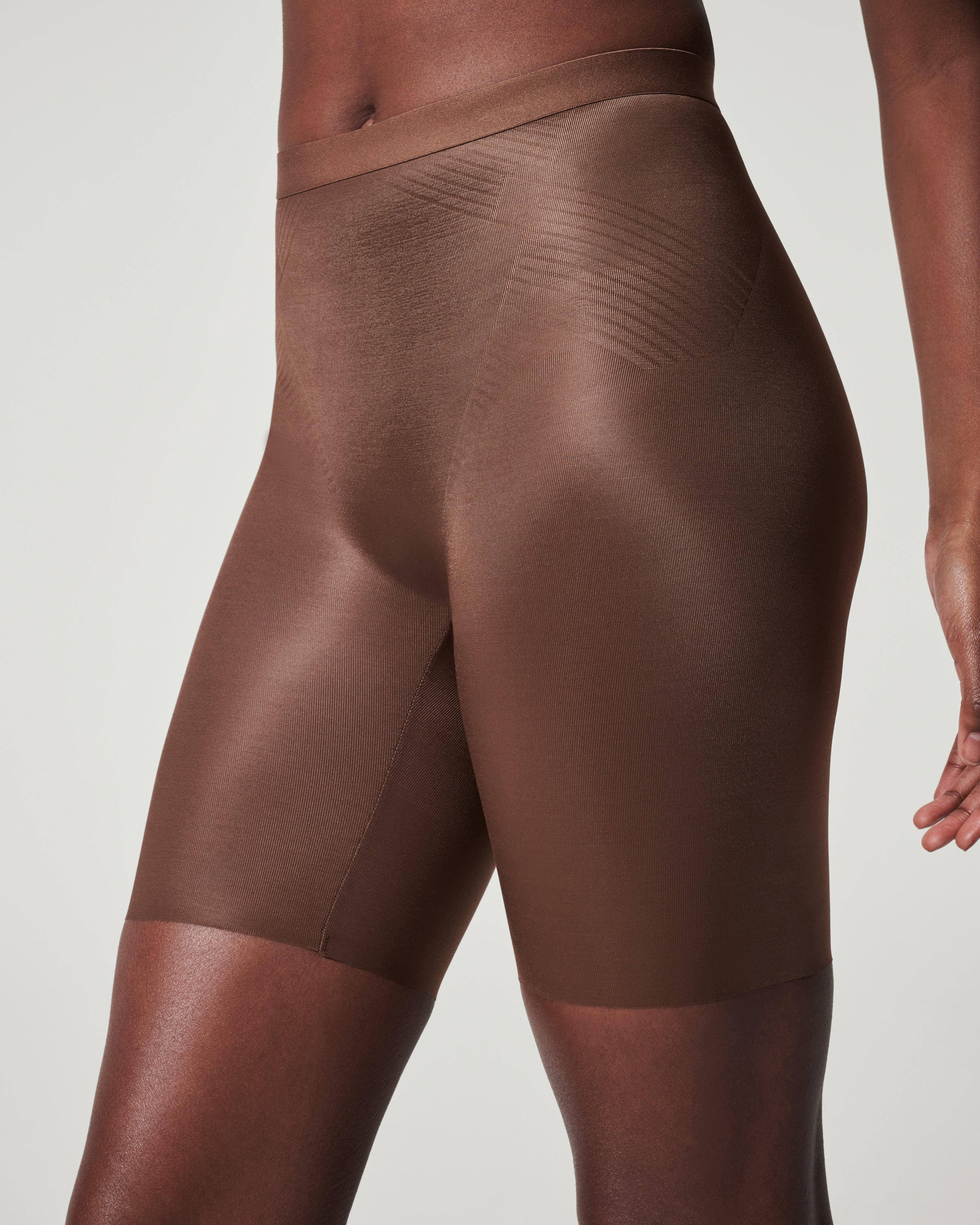 SPANXshape™ Invisible Mid-Thigh Short | Chestnut Brown