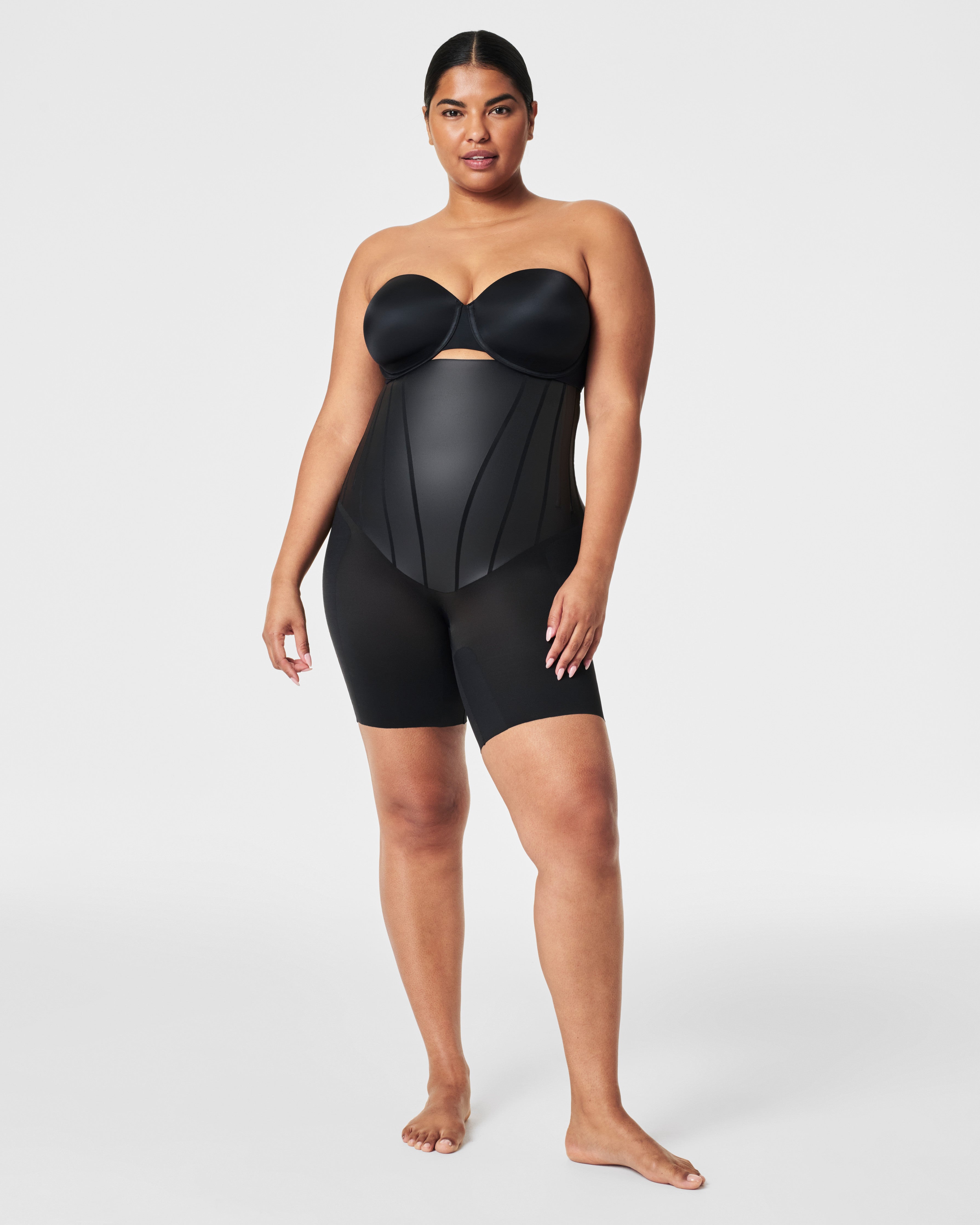 SPANXsupersculpt™ TotalContour High-Waisted Mid-Thigh Short | Very Black