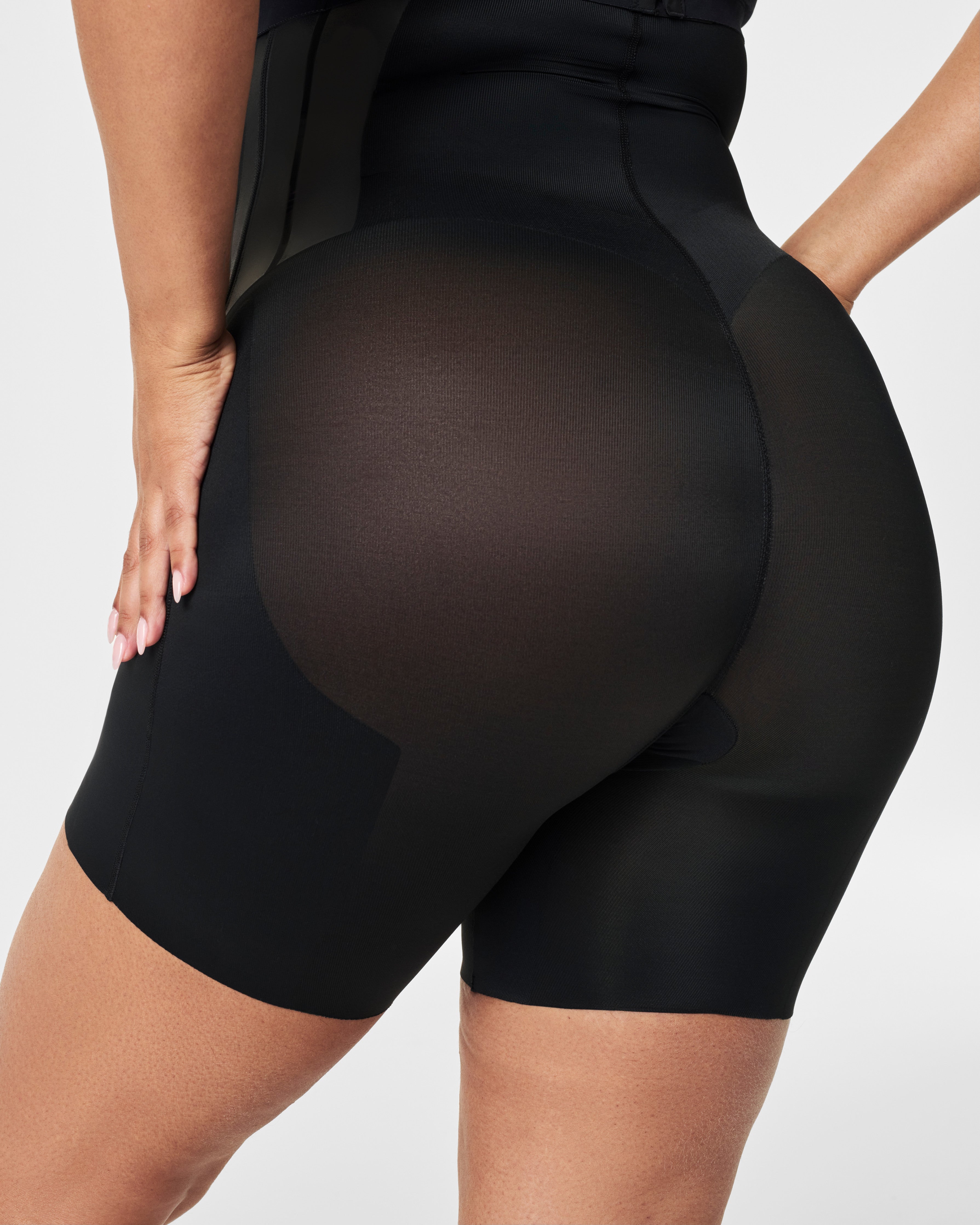 SPANXsupersculpt™ TotalContour High-Waisted Mid-Thigh Short | Very Black