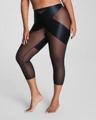 SPANXshape™ Satin-X™ High-Waisted Capri | Very Black