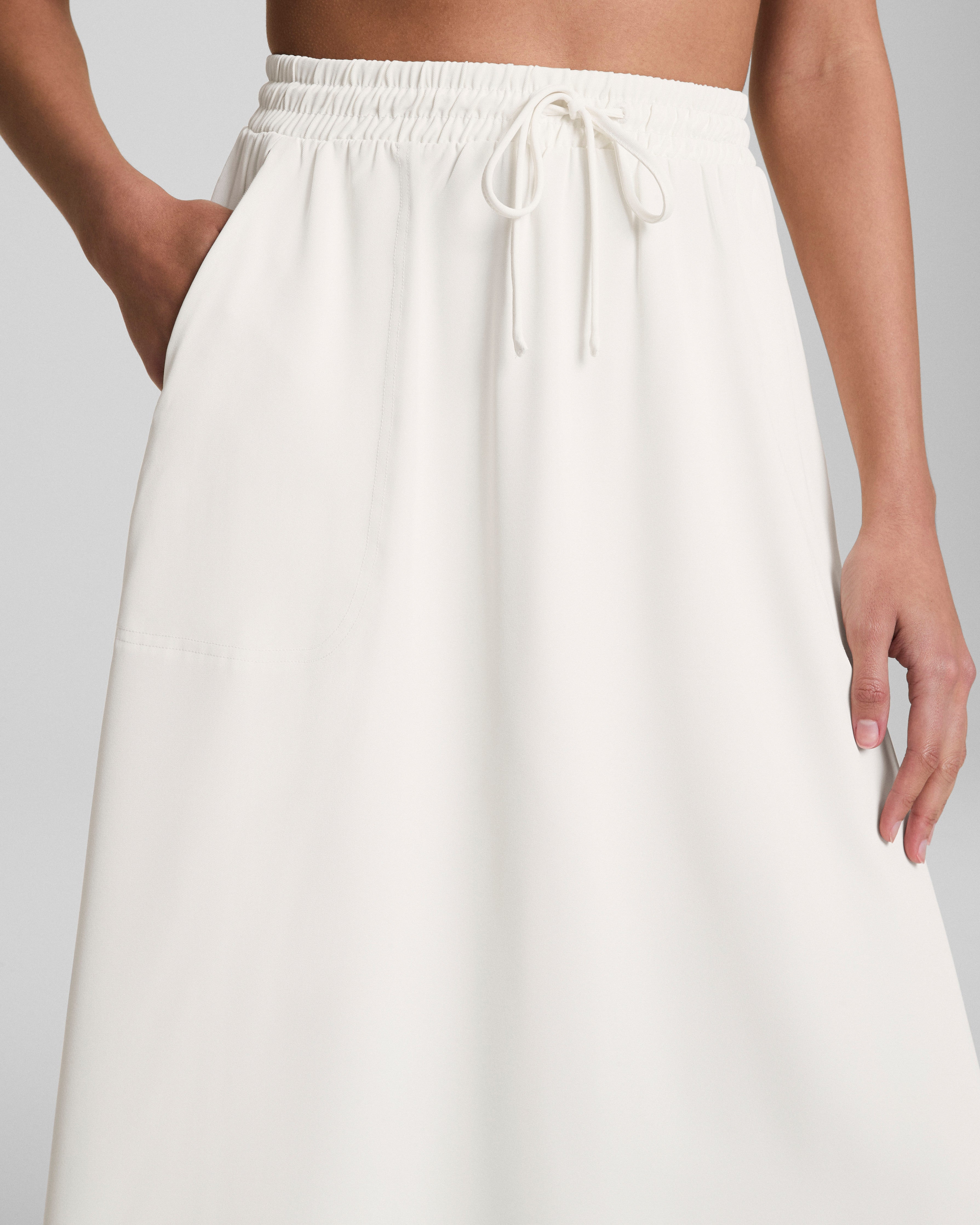 SPANX® CarryOn Midi Skirt | Linen