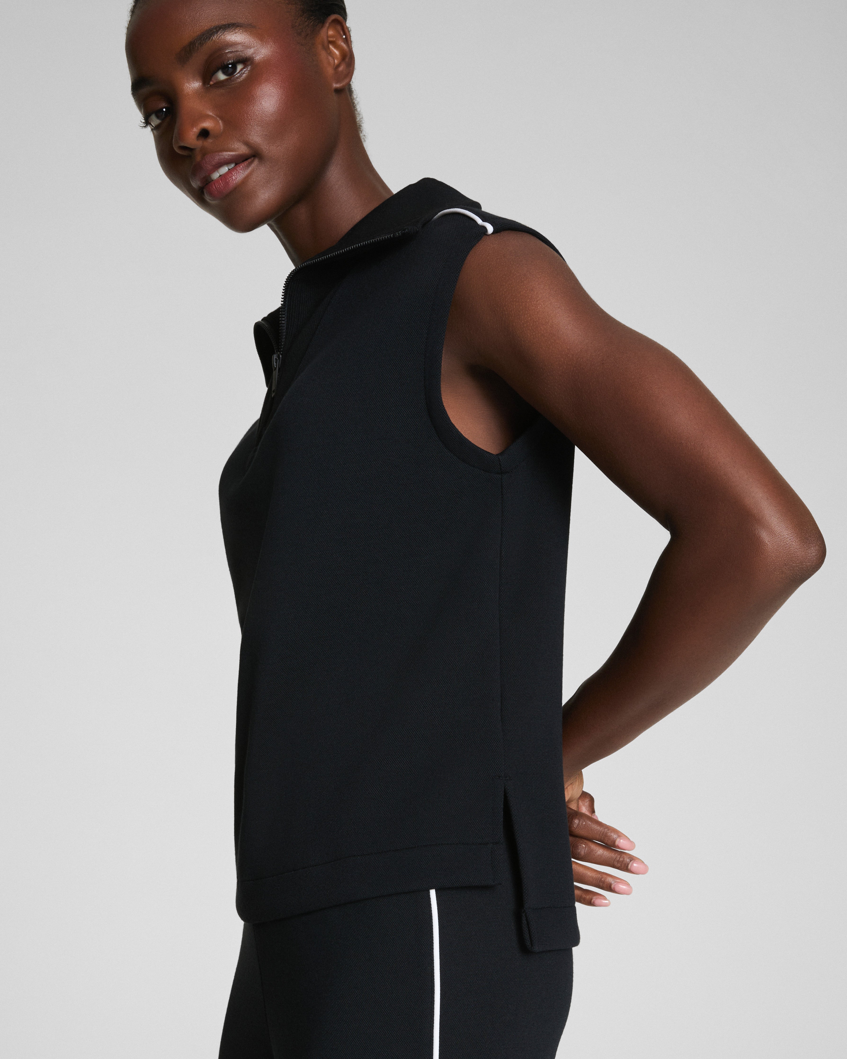 SPANX AirEssentials® Pique Sleeveless Half Zip | Very Black