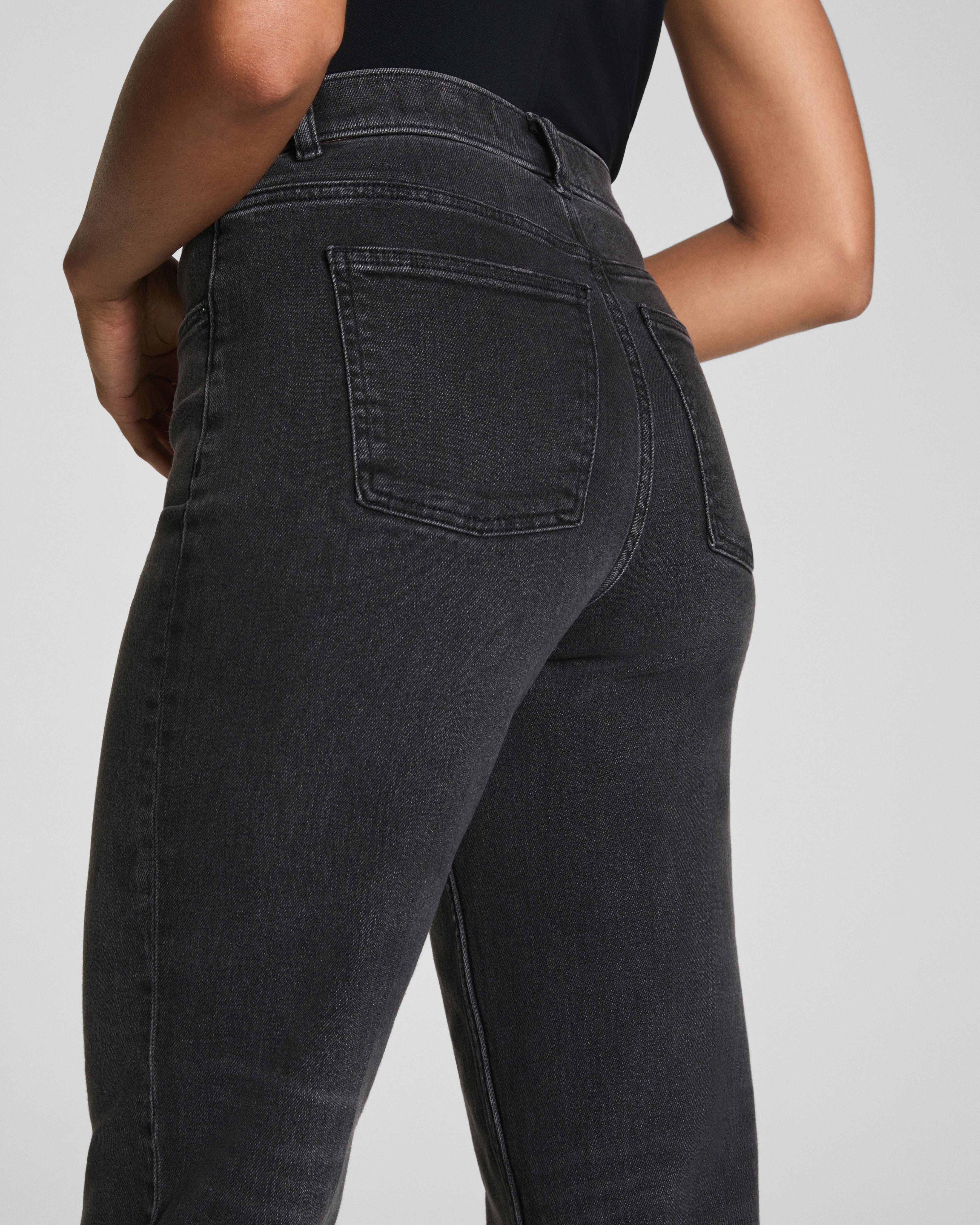 SPANXshape™ Authentic 360 90s Straight Leg Jeans | Carbon