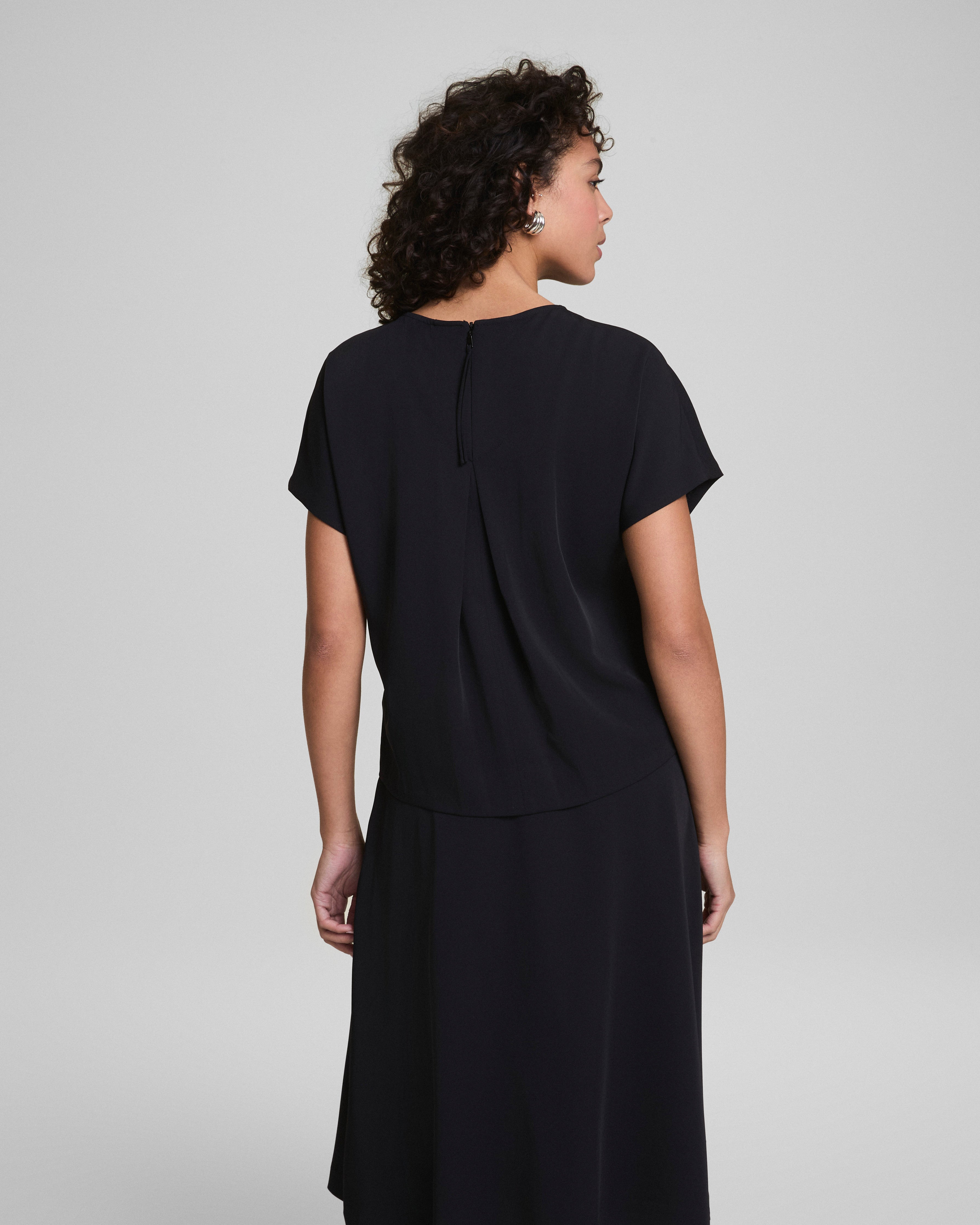 SPANX® CarryOn Tee | Classic Black