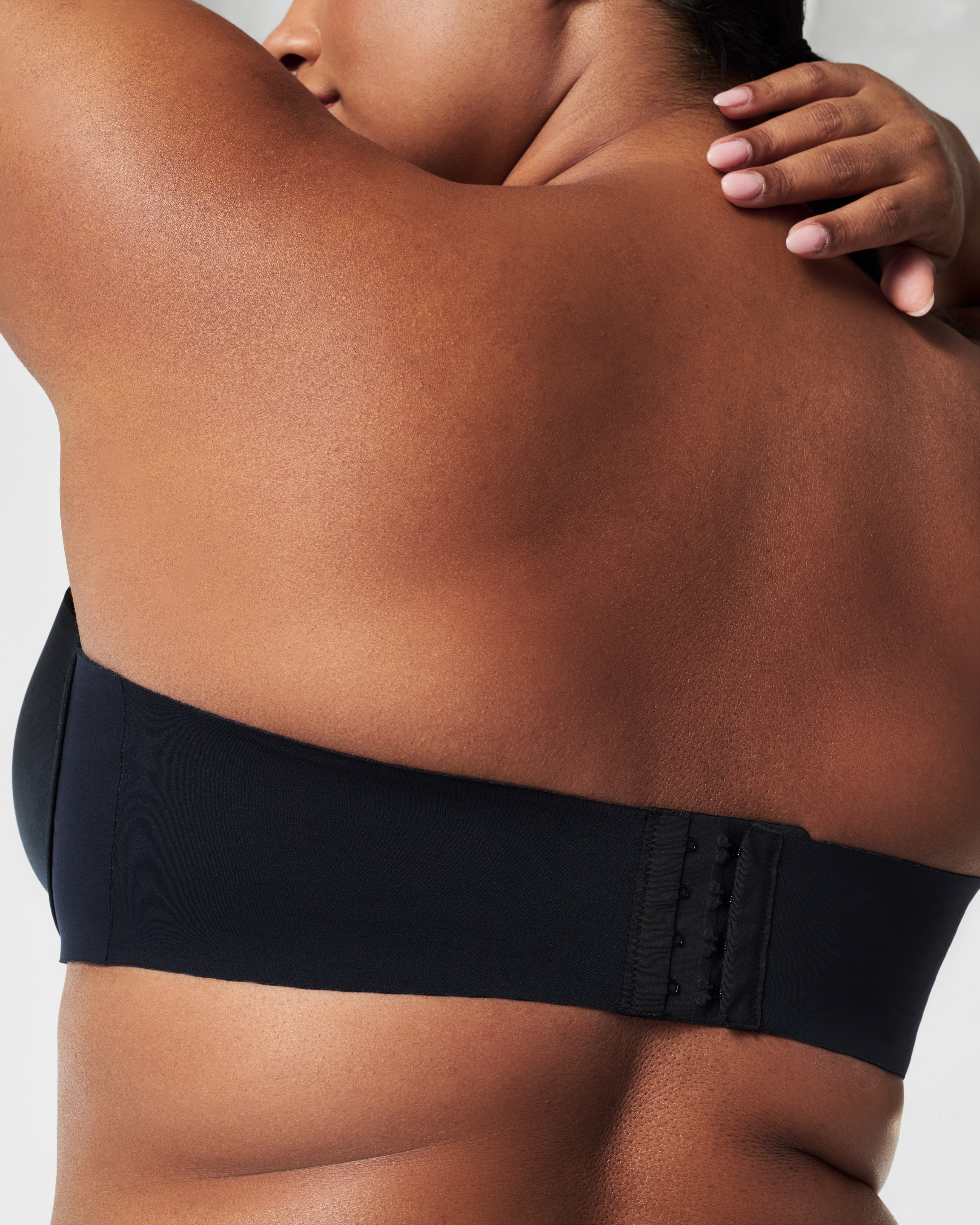 SPANXsmooth™ Suit Your Fancy Strapless Bra | Very Black