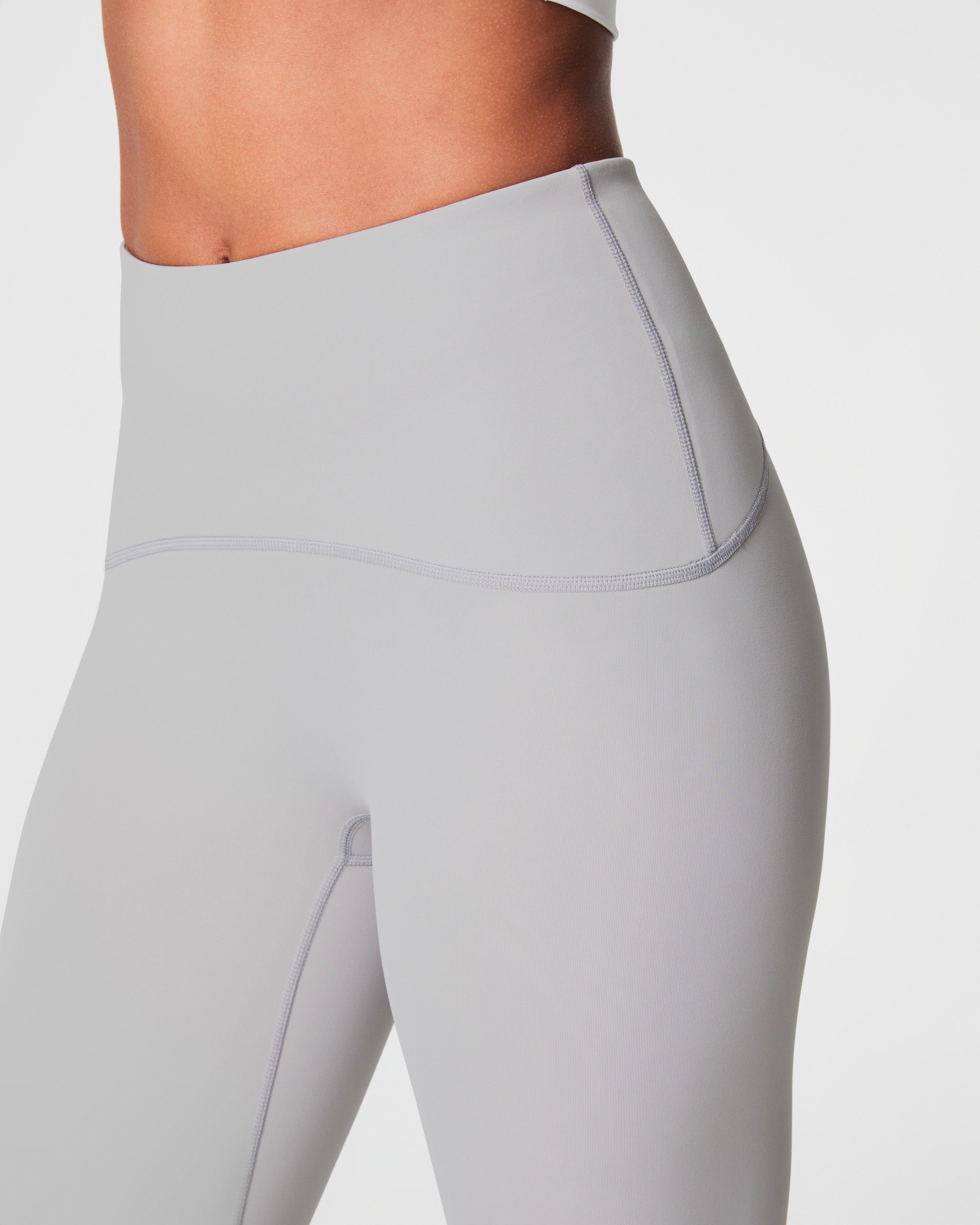 SPANXshape™ Booty Boost® 7/8 Leggings | Cloudy Grey