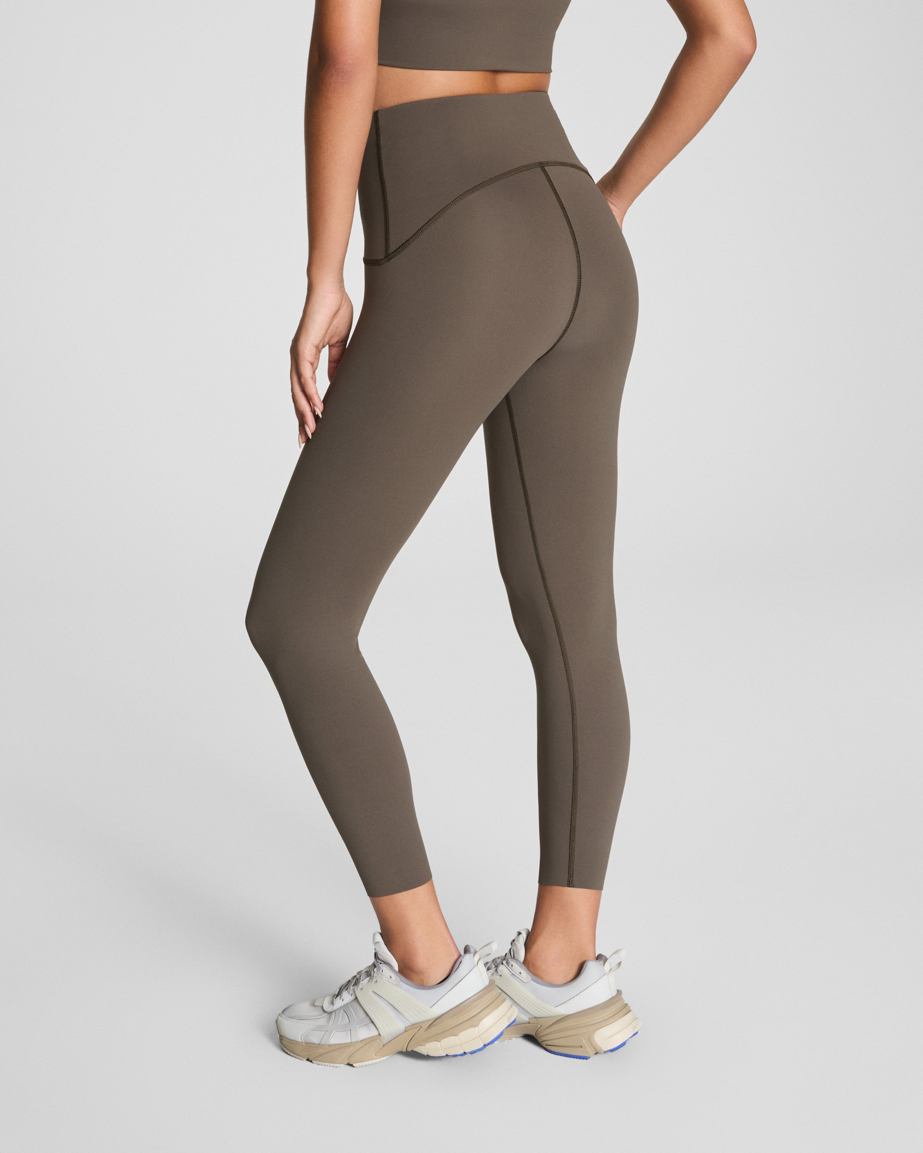 SPANXshape™ Booty Boost® 7/8 Leggings | Mineral