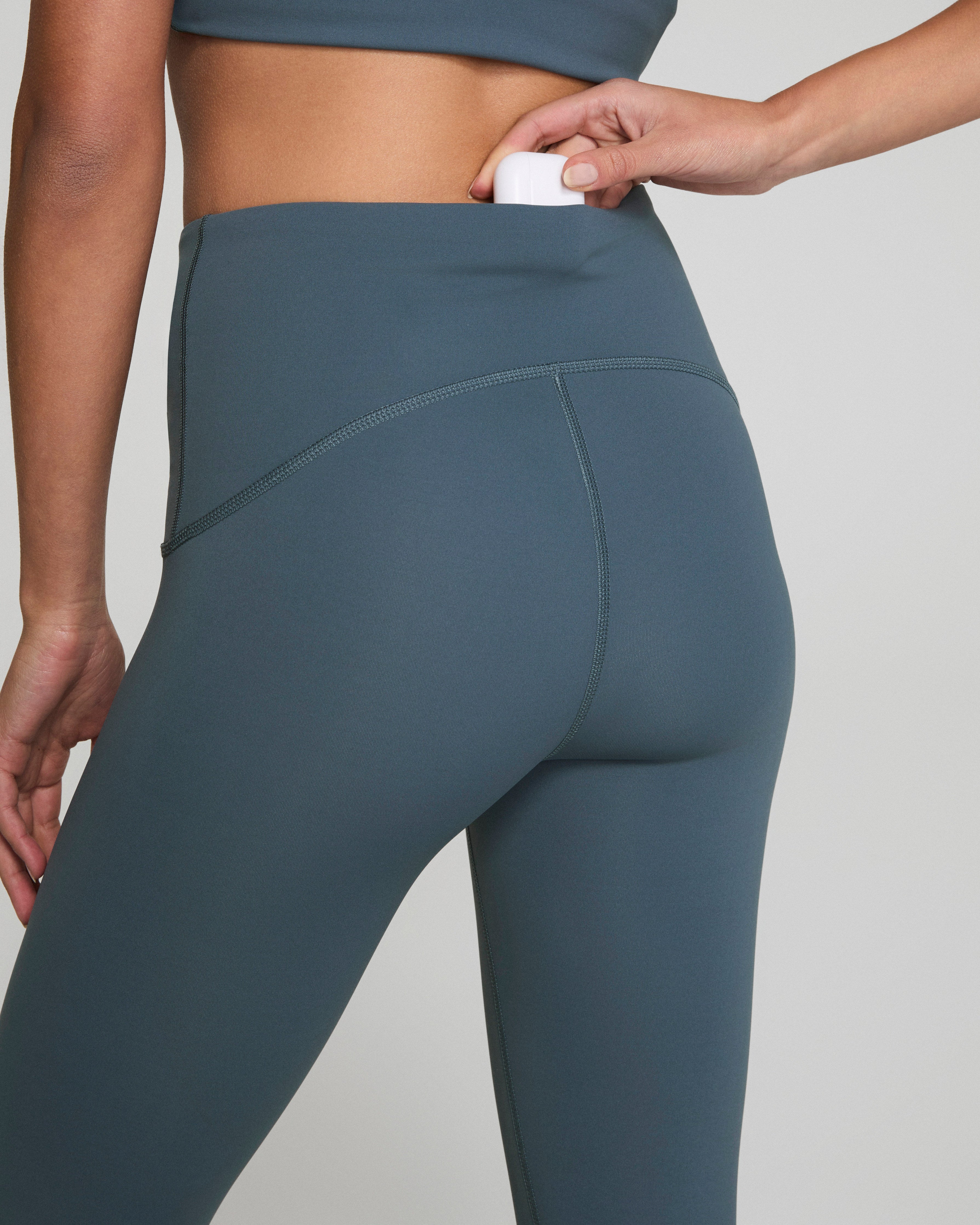 SPANXshape™ Booty Boost® 7/8 Leggings | Nightshade