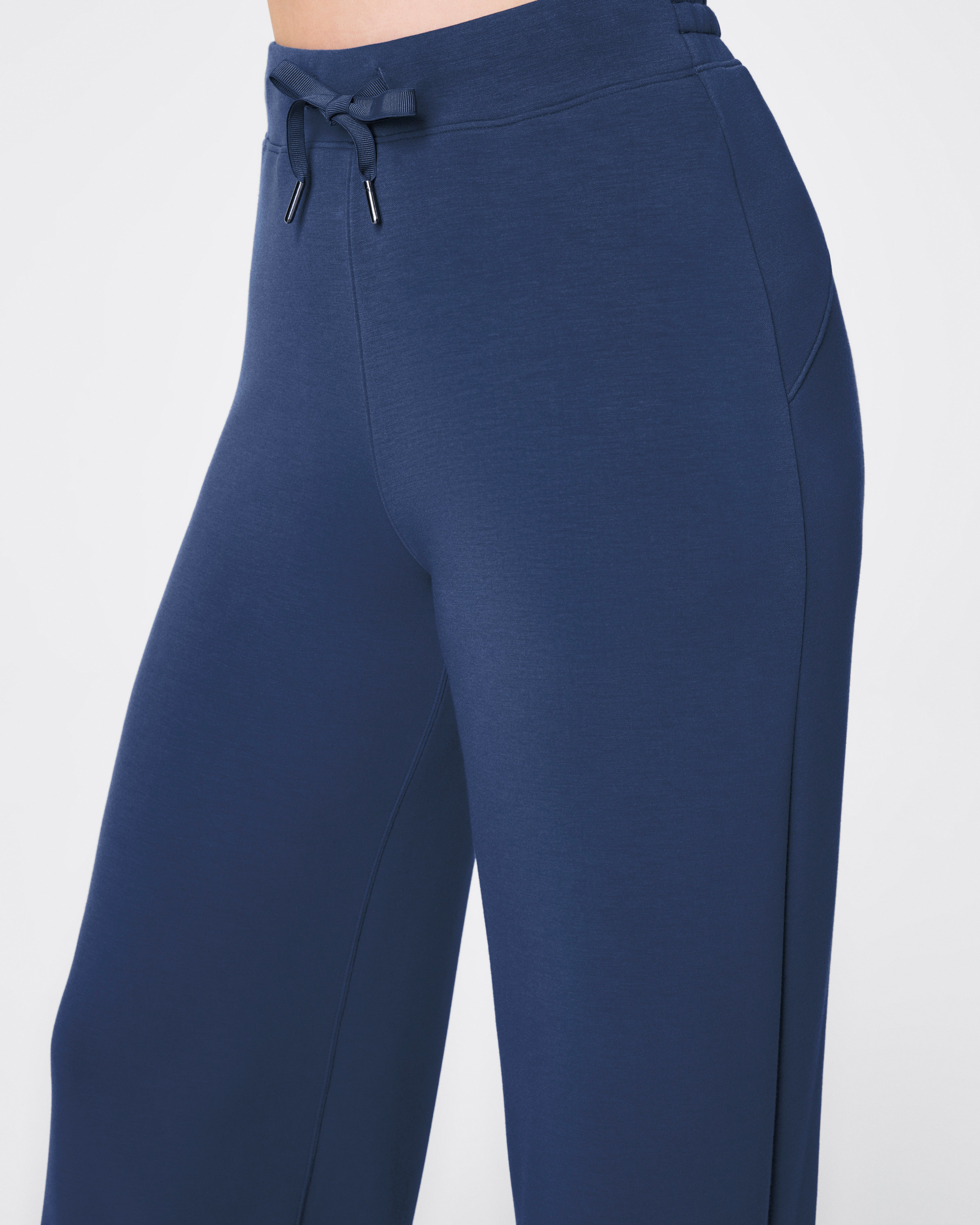 SPANX AirEssentials® Wide Leg Pant | Faded Indigo