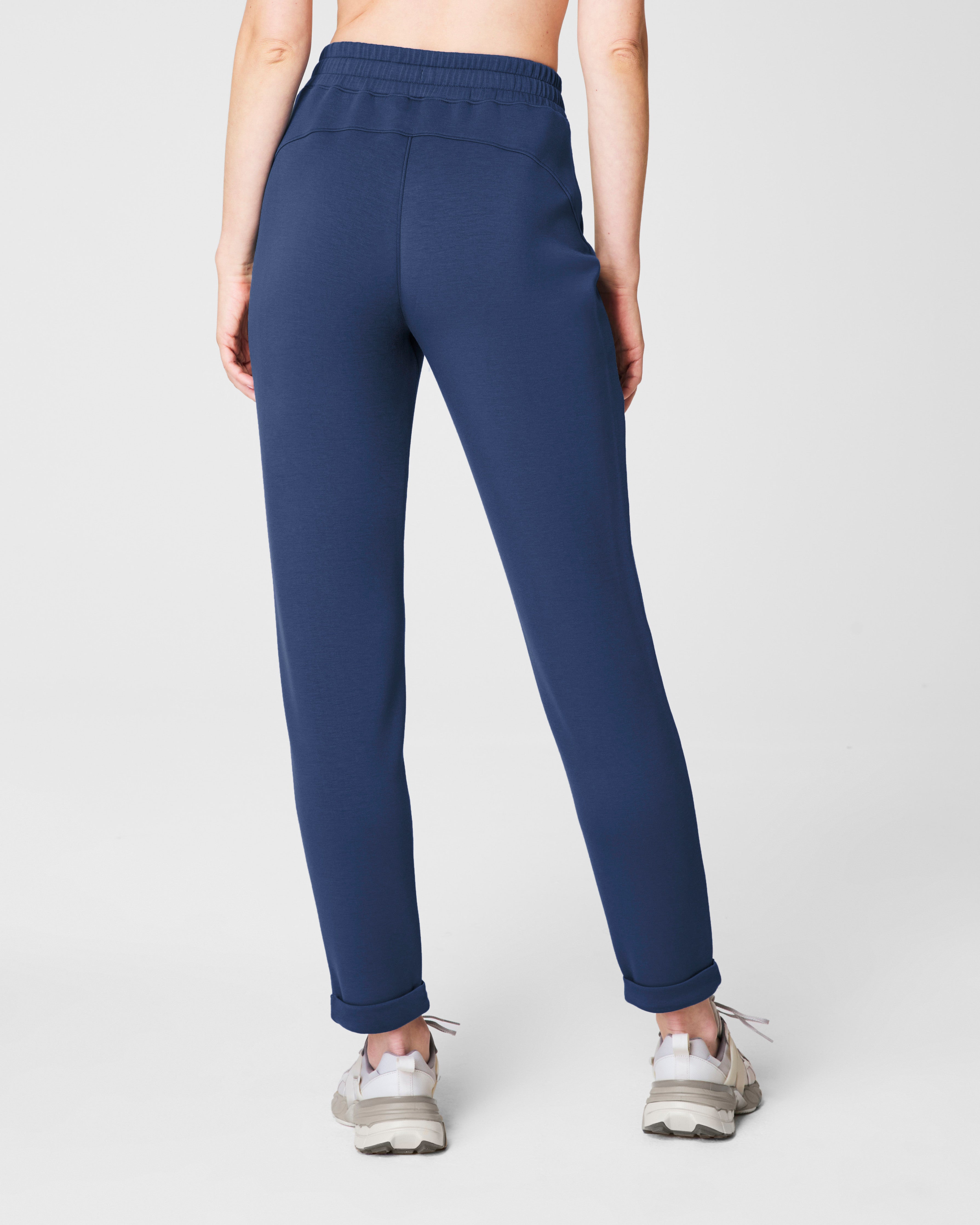 SPANX AirEssentials® Tapered Pant | Faded Indigo