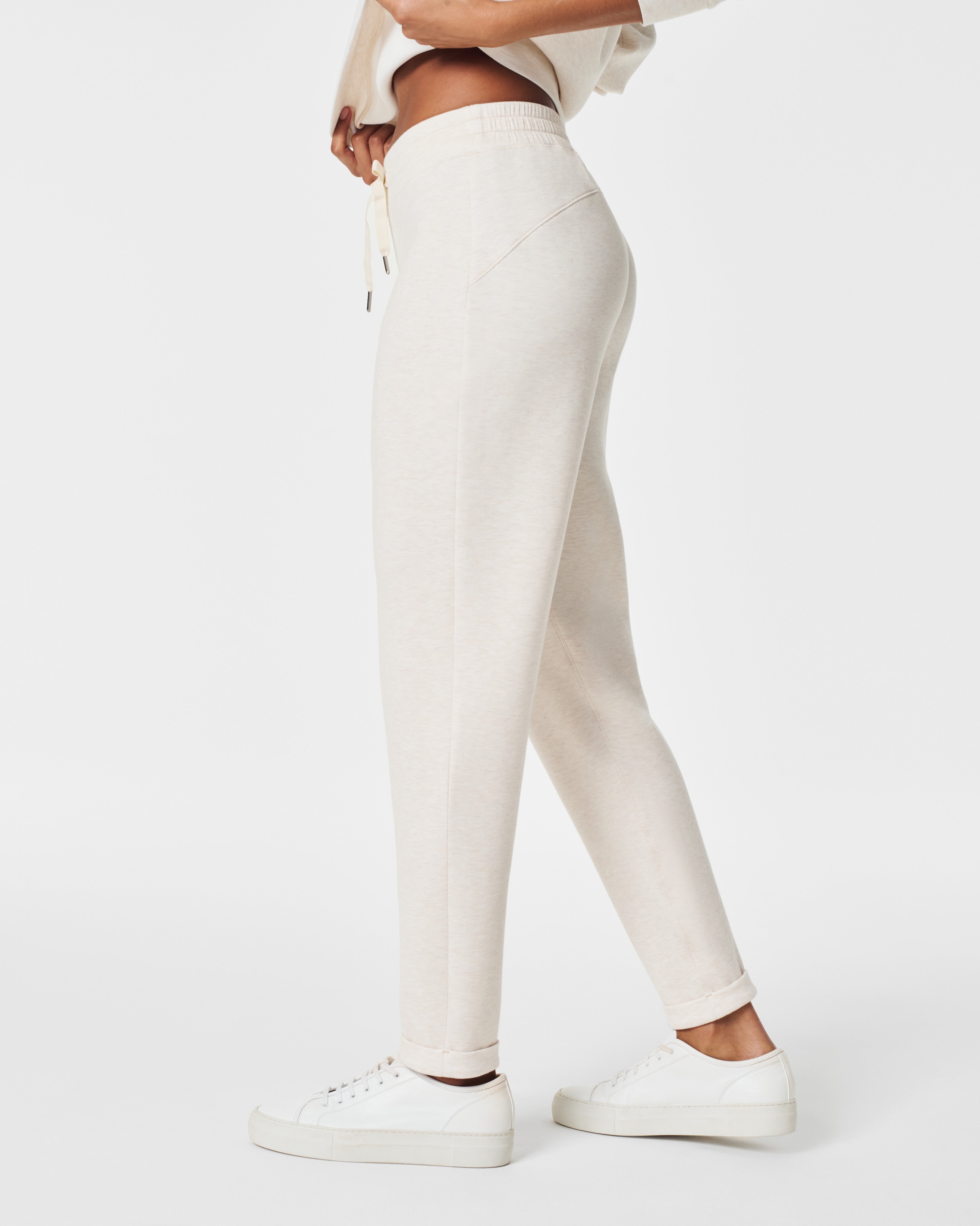 SPANX AirEssentials® Tapered Pant | Oatmeal Heather
