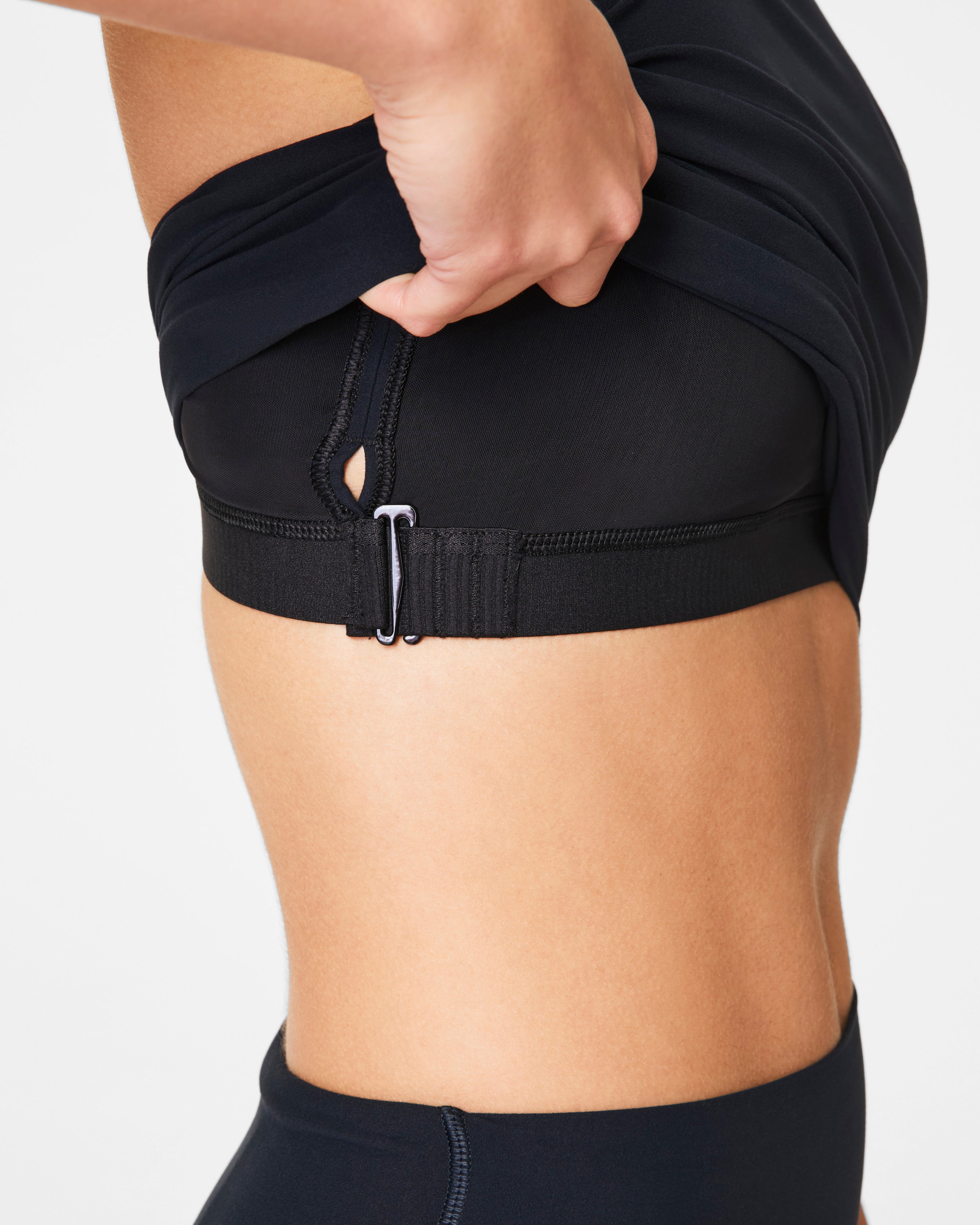 SPANXsmooth™ OnForm High Neck Shelf Tank | Barely Black