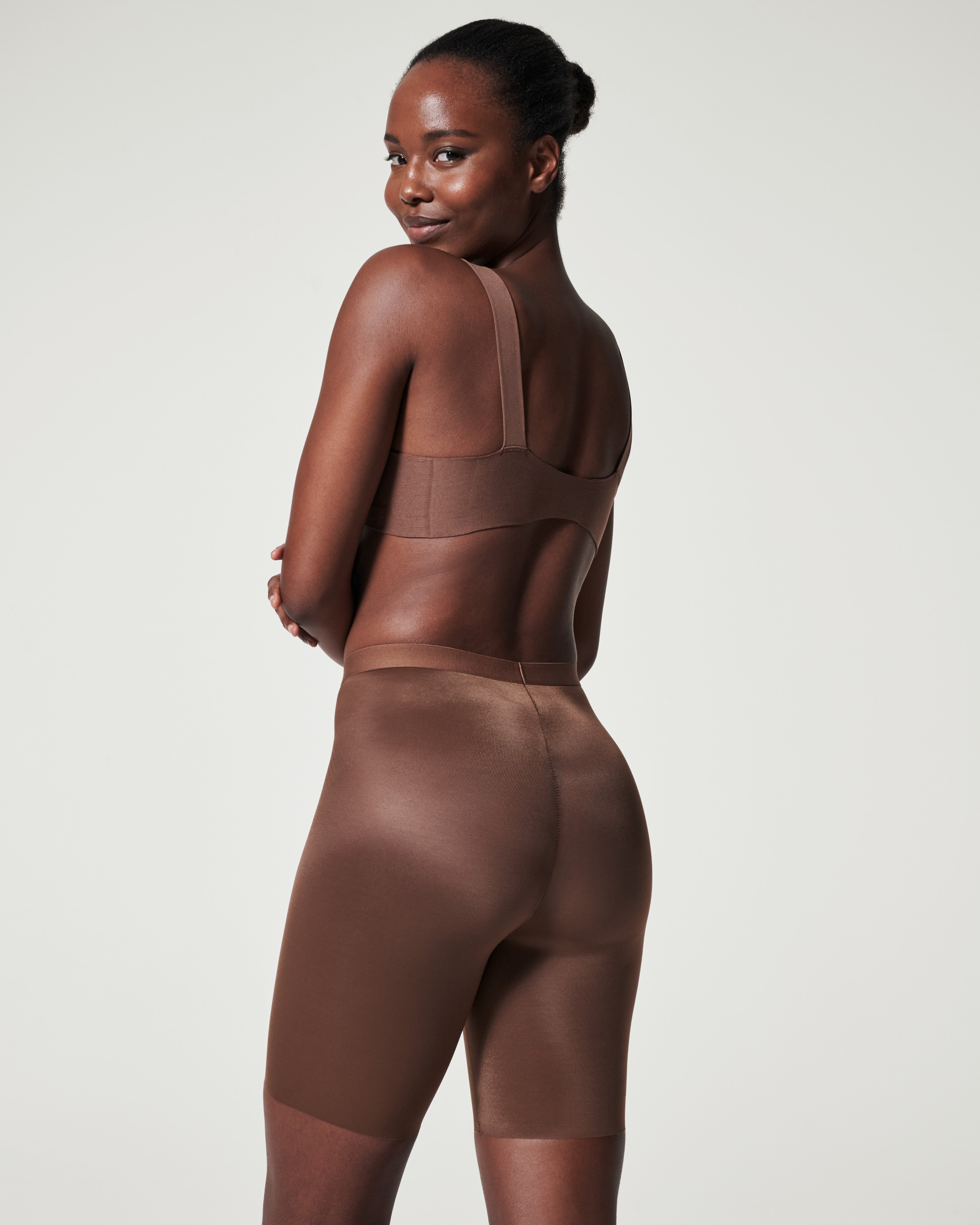 SPANXshape™ Invisible Mid-Thigh Short | Chestnut Brown