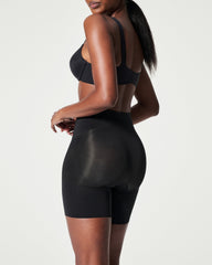 SPANXsculpt™ OnCore Mid-Thigh Short | Very Black