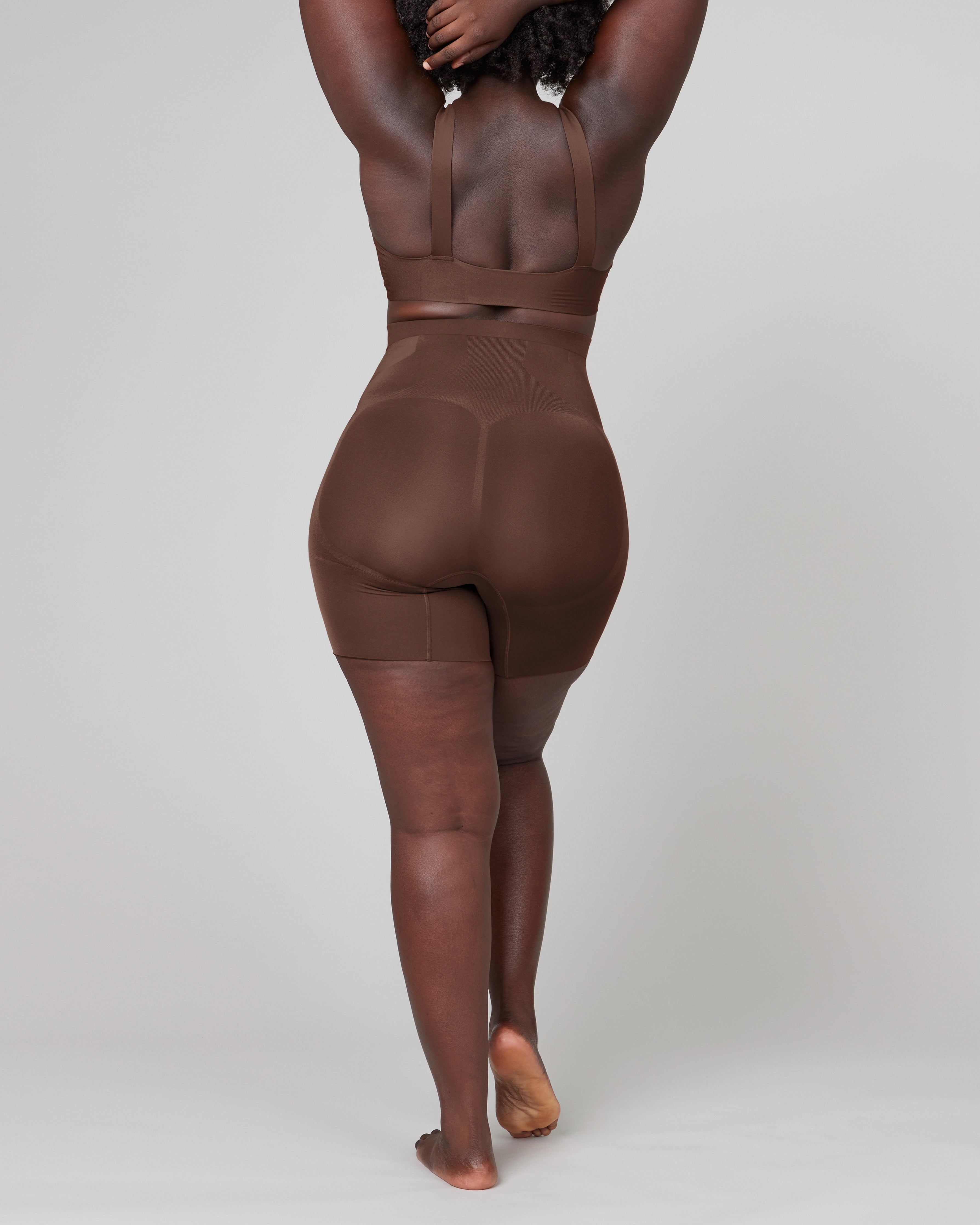 SPANXsculpt™ OnCore Mid-Thigh Short | Chestnut Brown