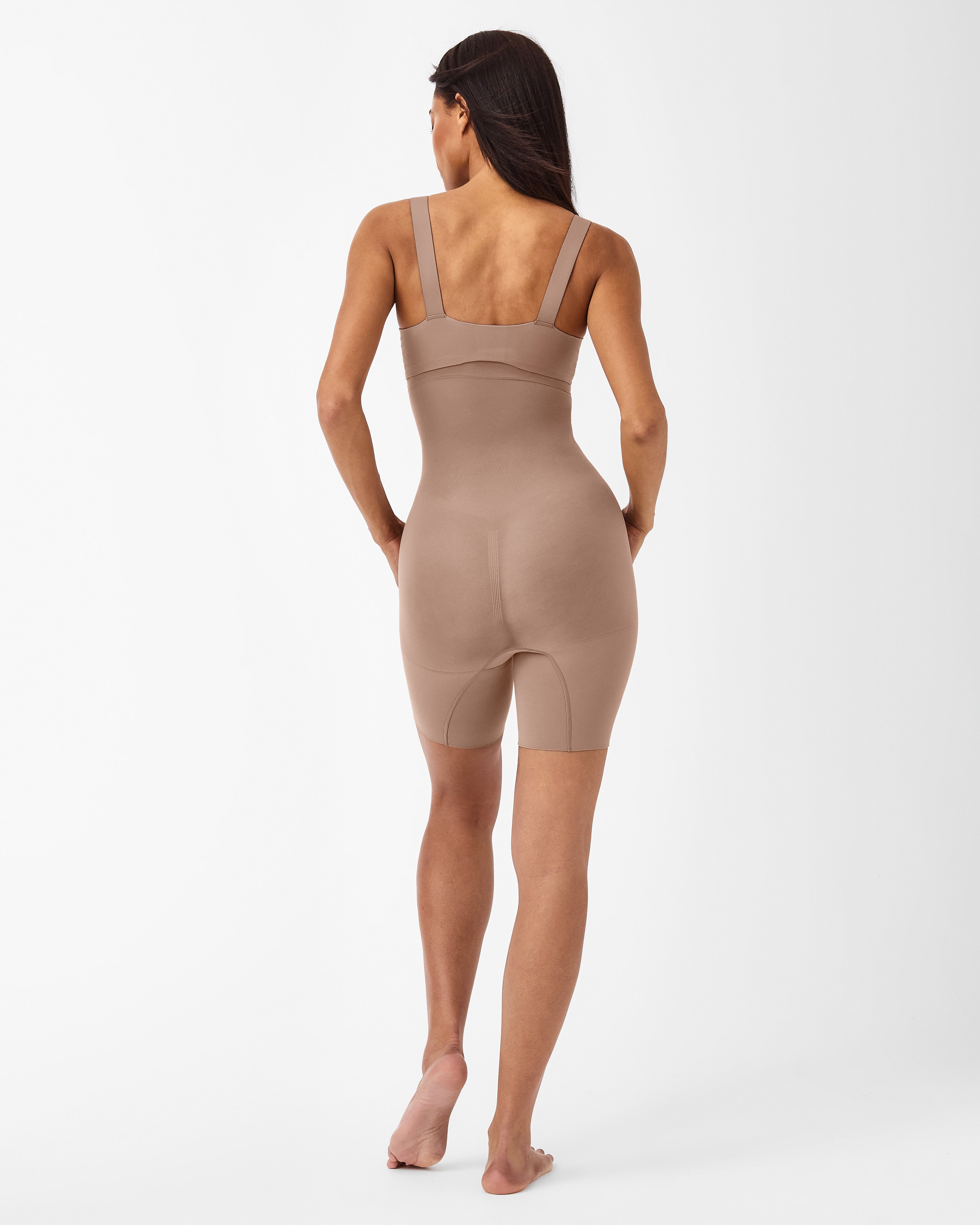 SPANXsculpt™ Seamless Power High-Waisted Mid-Thigh Short | Cafe Au Lait